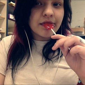 Meet your Posher, Lucy